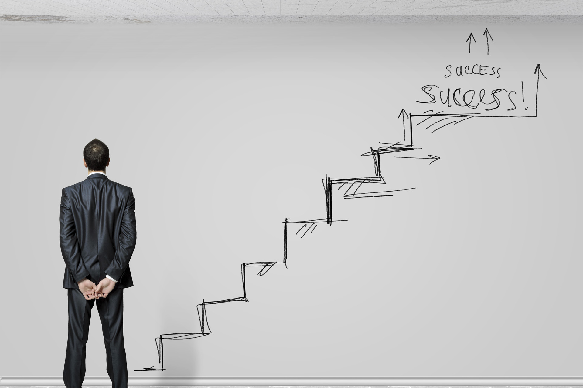 Business goal. Лестница успеха. Лестница к цели. Карьерная лестница. Лестница достижения цели.
